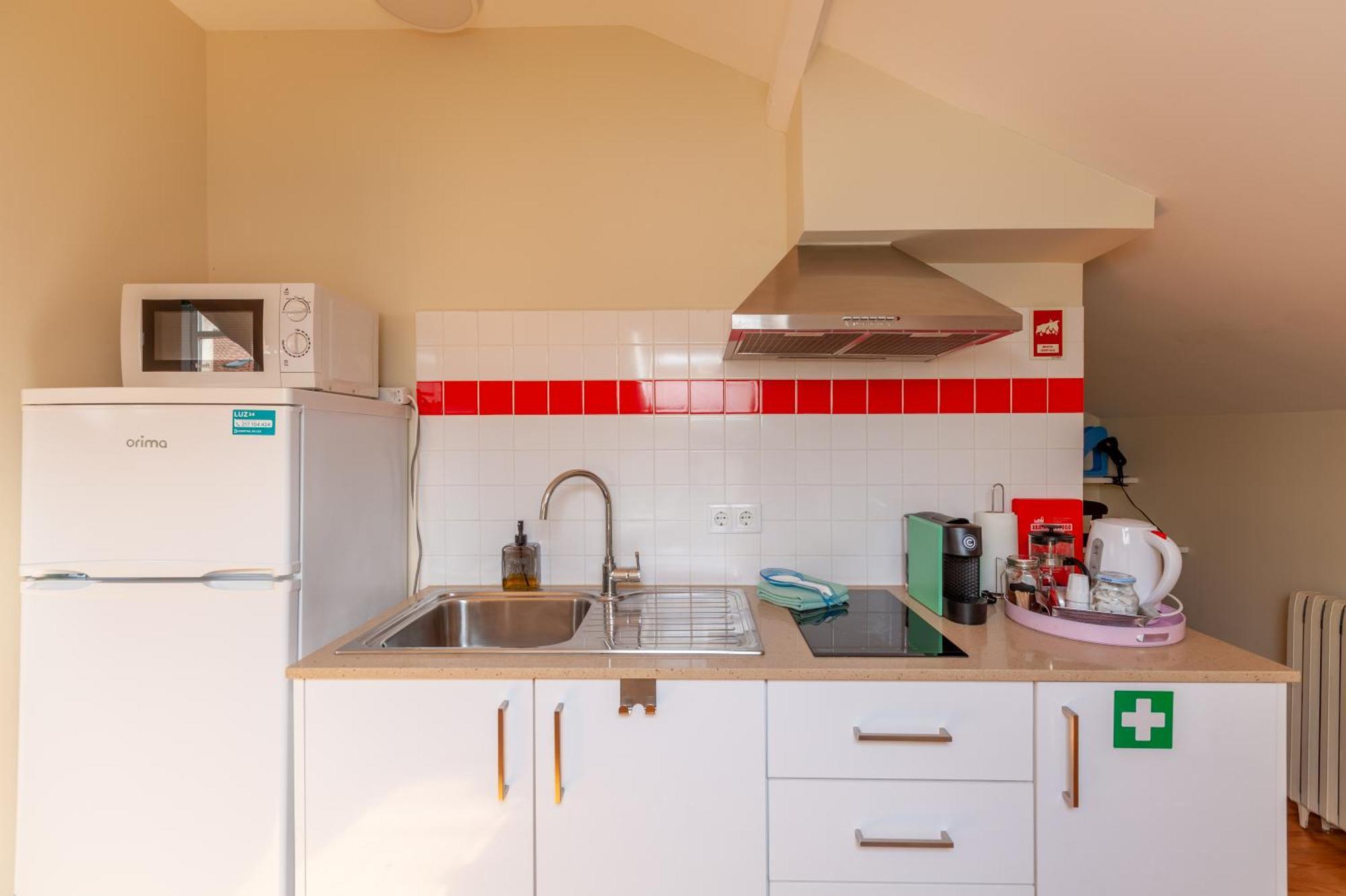 Sky Accommodations Studio كويمبرا المظهر الخارجي الصورة
